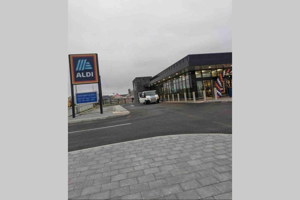 Canal View Belmullet Luaran gambar